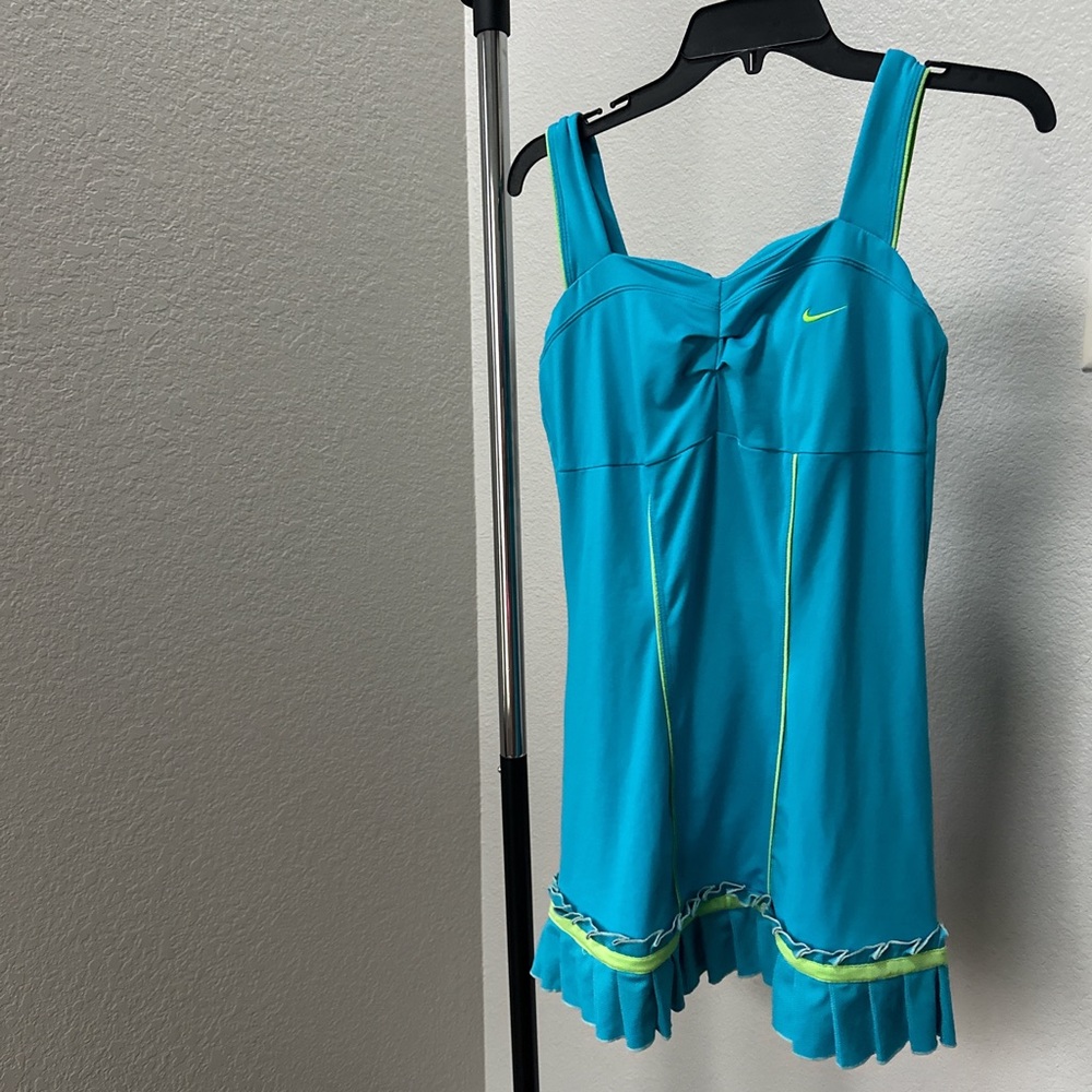 Vintage adidas tennis dress